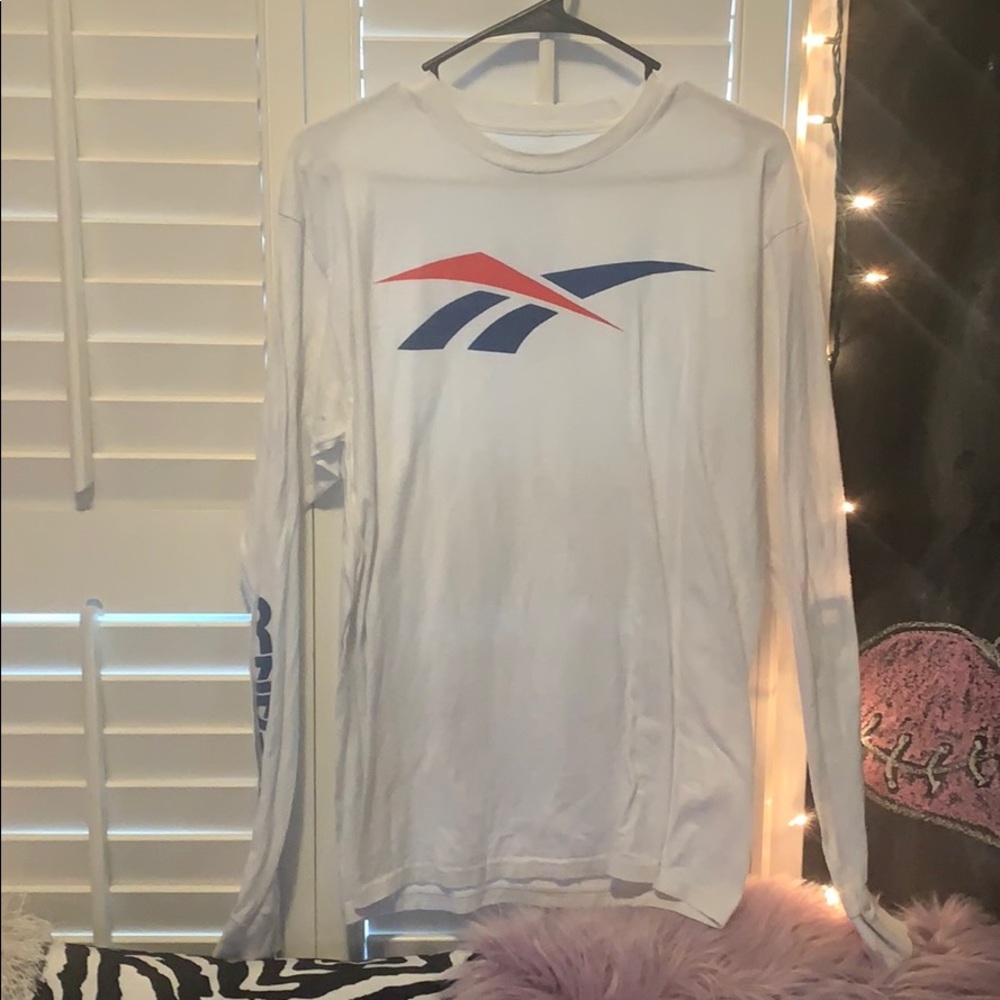 REEBOK long sleeve tee